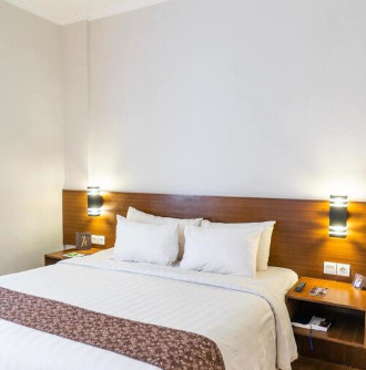hotel_tout_bleu_et_blanc
