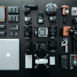 lot d'équipements photo et video pour voyageurs